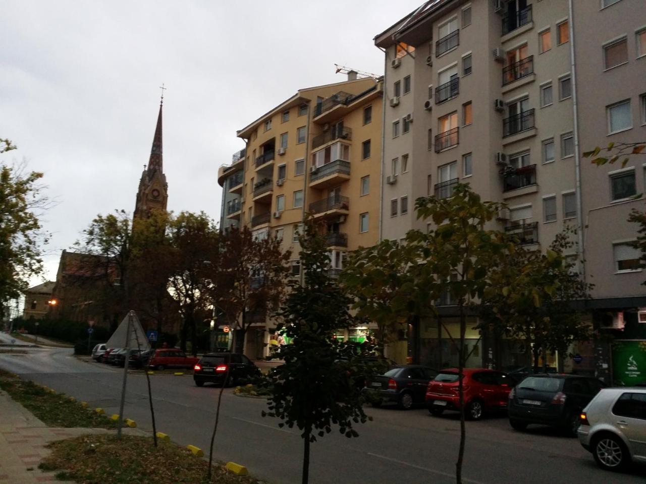 Apartman Mile Apartamento Subotica Exterior foto